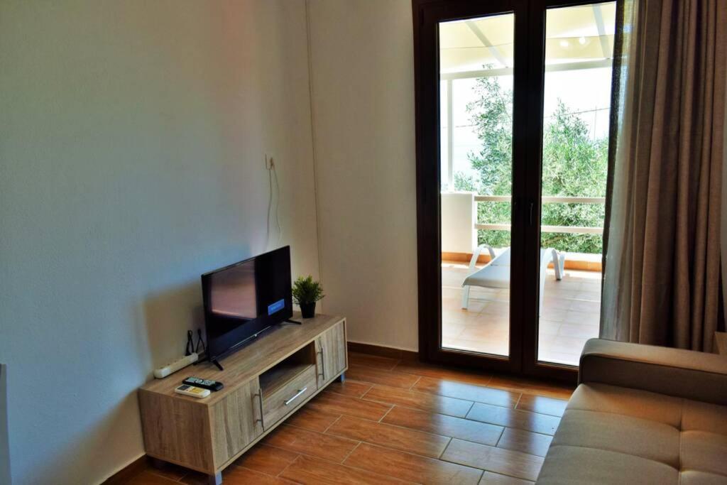 Meltemi Appartment Patitírion Exteriör bild